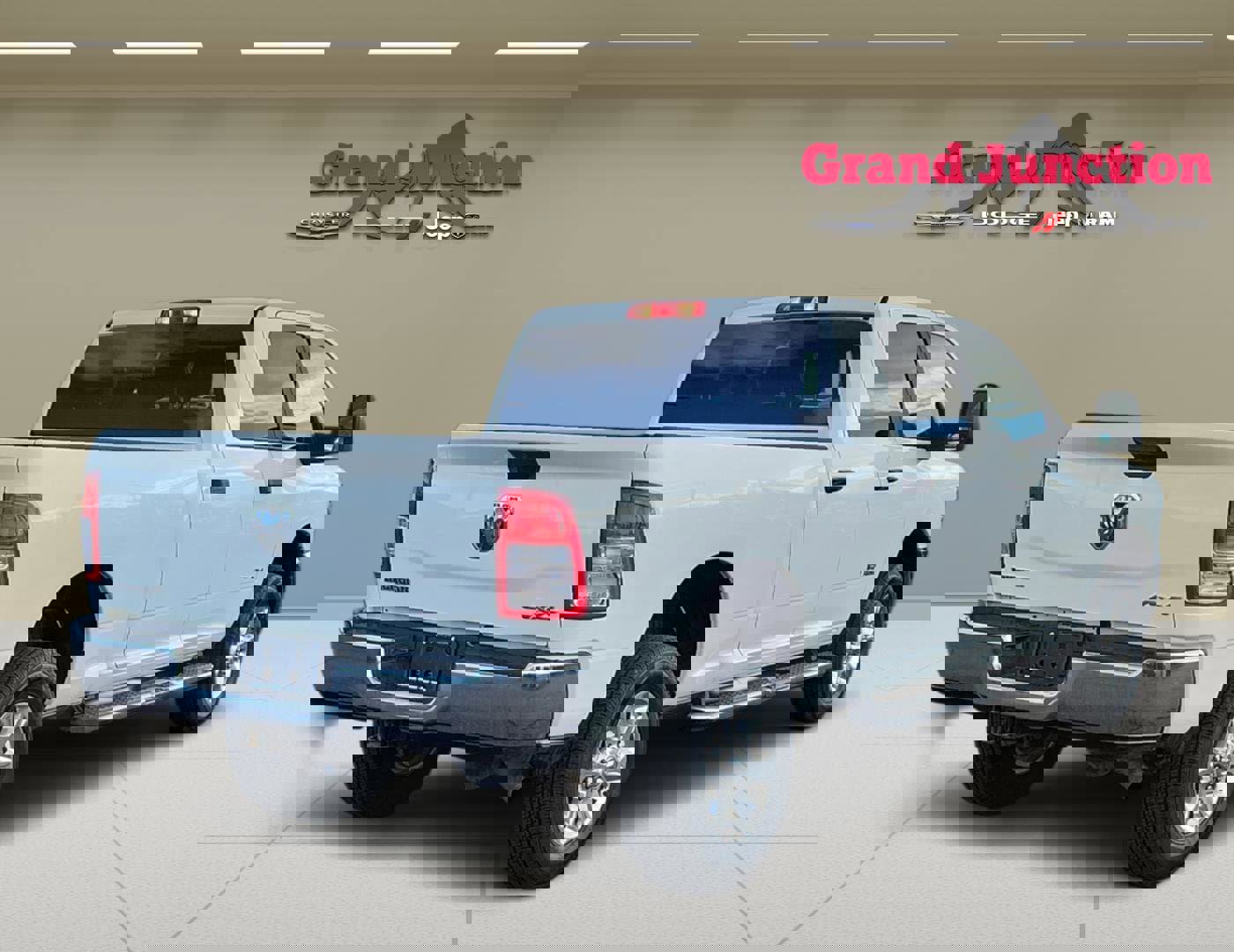 Used 2024 RAM 2500 Big Horn image 4