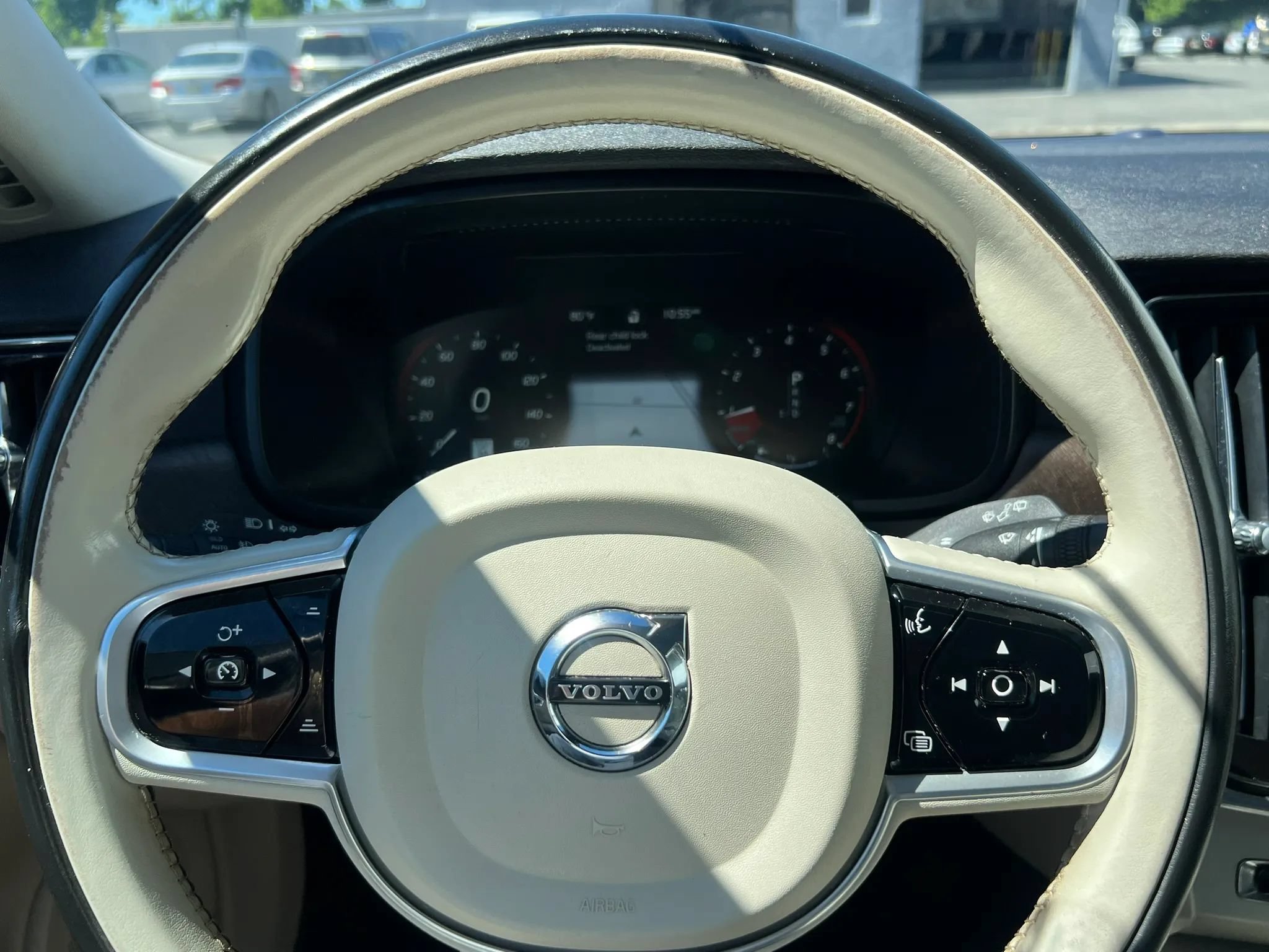 Used 2018 Volvo V90 T5 Cross Country w/ Convenience Package AWD/4WD image 17