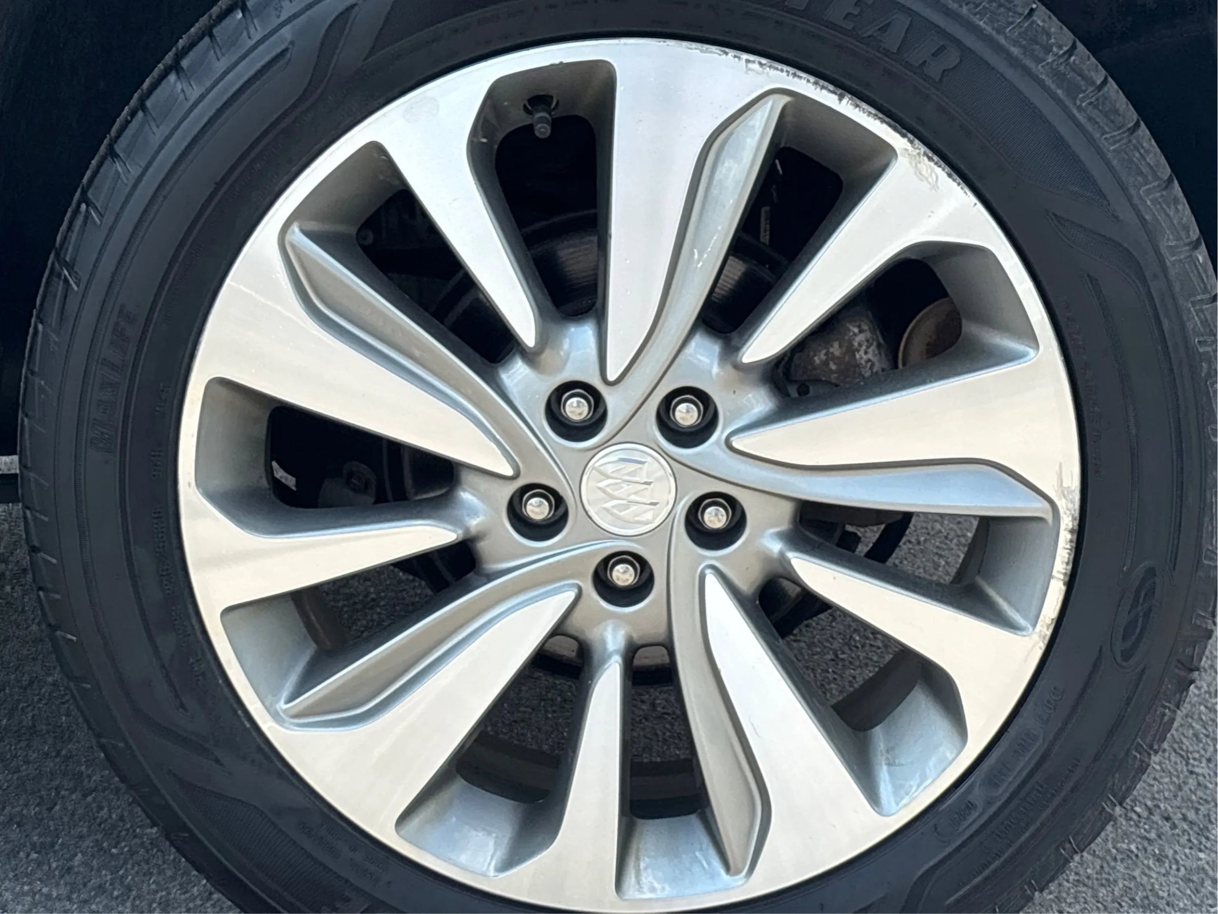 Used 2018 Buick Encore Preferred image 30