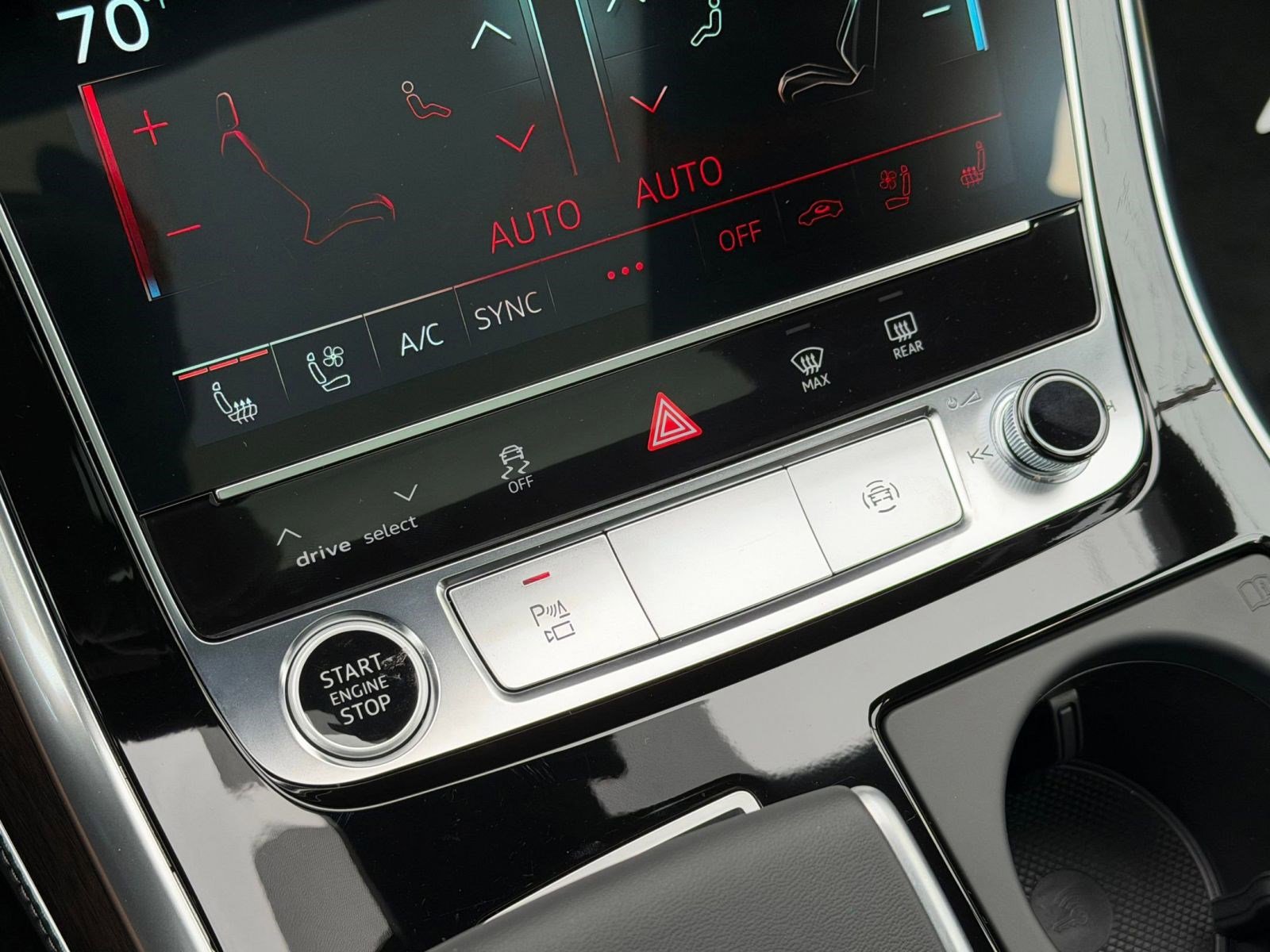 New 2026 Audi Q8 Premium Plus image 18