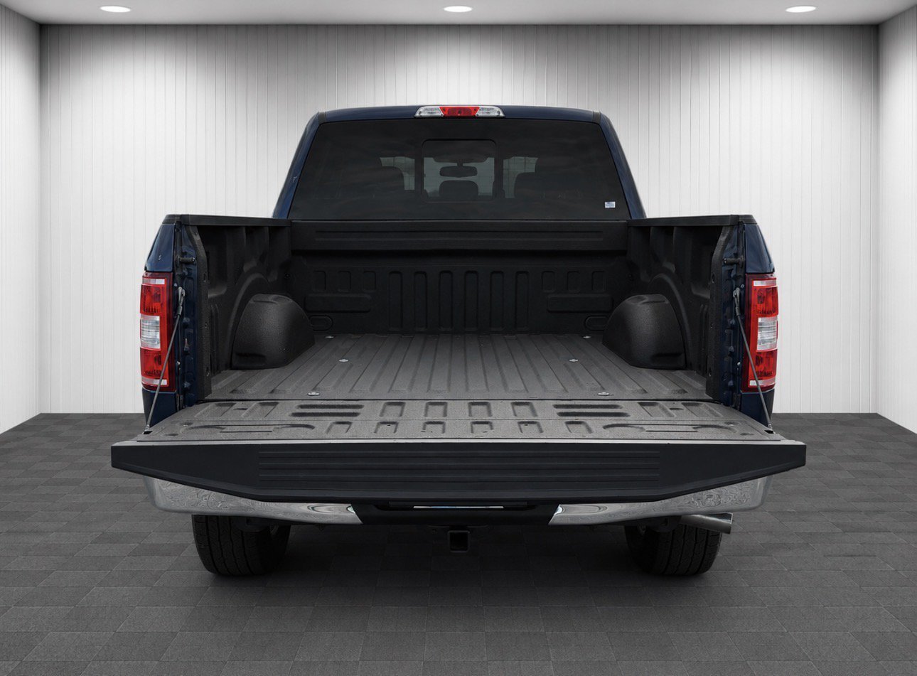 Used 2020 Ford F150 XLT w/ Equipment Group 302A Luxury AWD/4WD image 5
