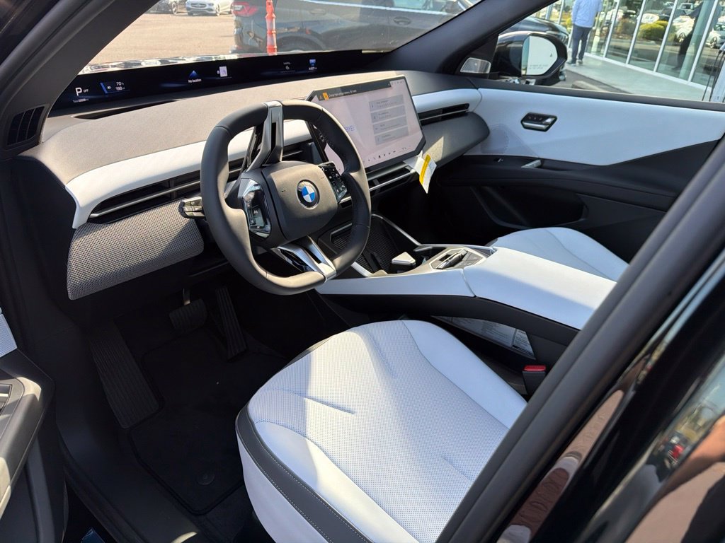 New 2027 BMW iX3 50 xDrive AWD/4WD image 16