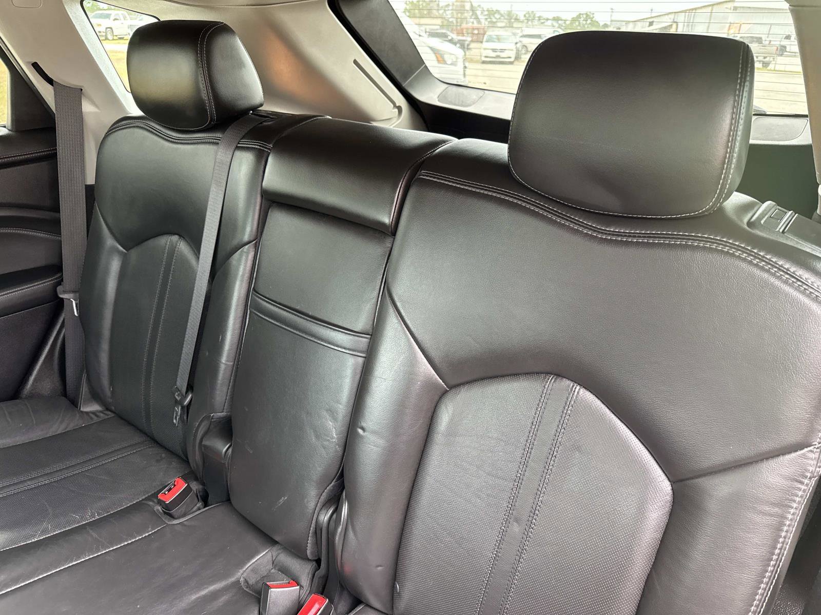 Used 2016 Cadillac SRX Performance w/ Midnight Edition Package FWD image 15