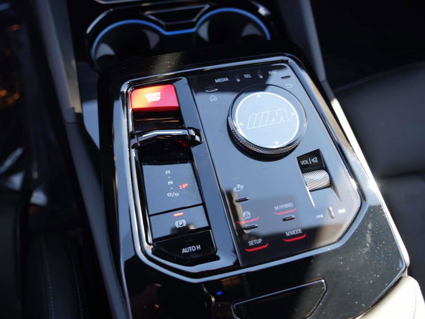 Used 2025 BMW M5 w/ Carbon Package image 28