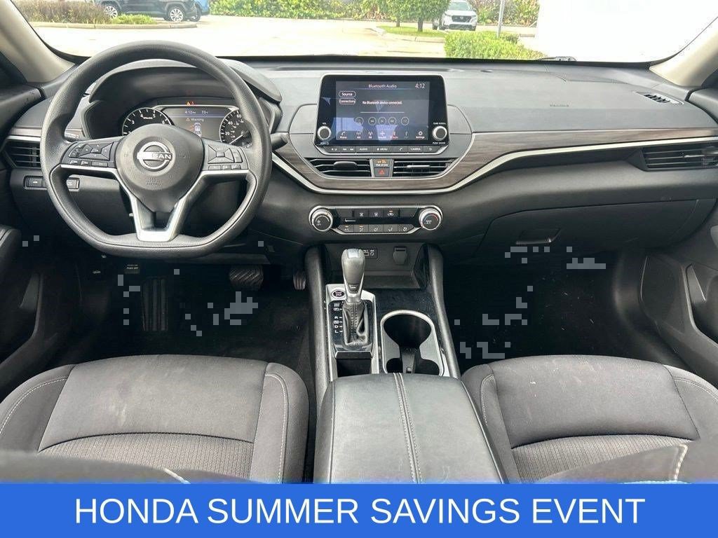 Used 2024 Nissan Altima 2.5 SV FWD image 9