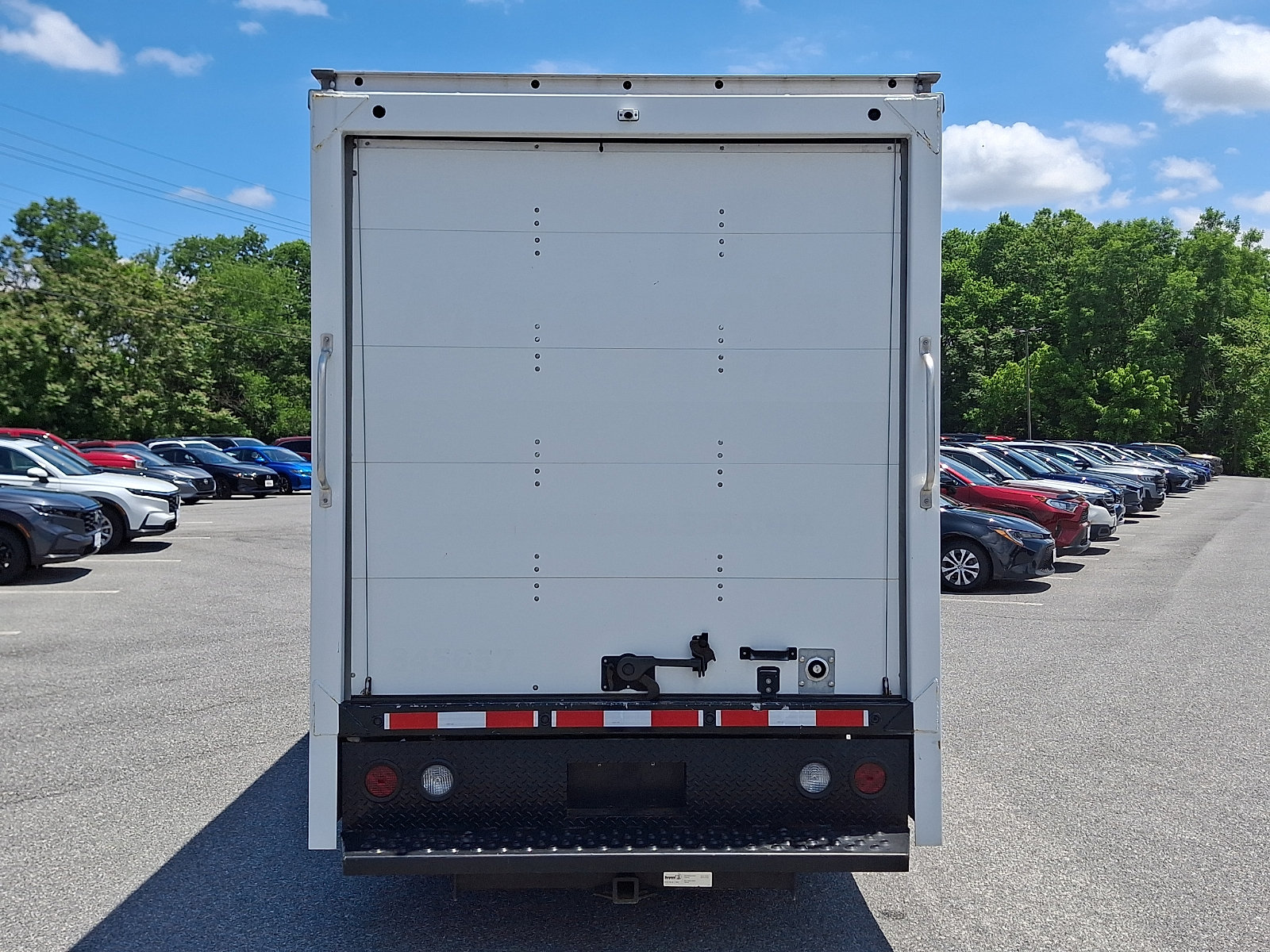 Used 2022 Chevrolet Express 3500 w/ Power Convenience Package RWD image 5