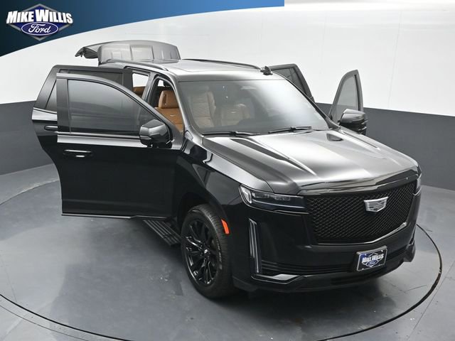 Used 2024 Cadillac Escalade Sport w/ LPO, ONYX Package image 25