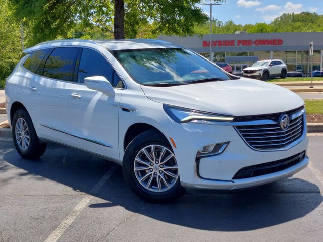 Used 2024 Buick Enclave Premium FWD image 2