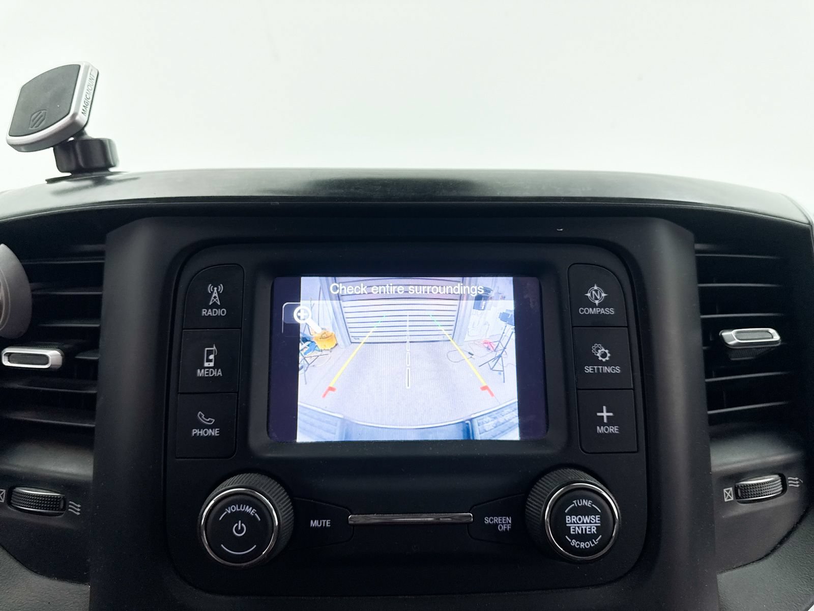Used 2020 RAM 2500 Big Horn AWD/4WD image 9