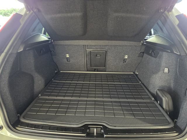 Certified 2023 Volvo XC40 B5 Plus w/ Driver Assist Package image 11