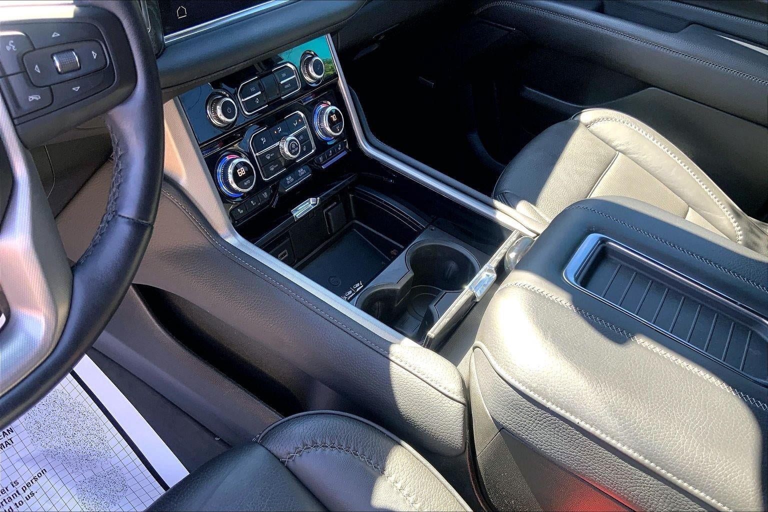 Used 2023 GMC Yukon Denali w/ Denali Reserve Package AWD/4WD image 18