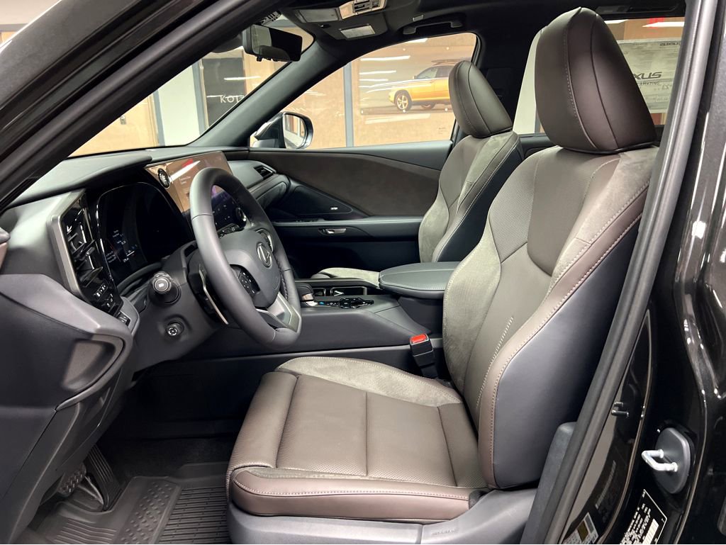 New 2026 Lexus TX 350 AWD image 9
