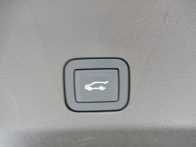 New 2026 Cadillac Escalade ESV Luxury w/ Touring Package image 37