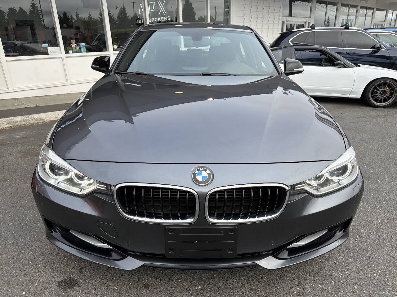Used 2015 BMW 328d xDrive Sedan AWD/4WD image 9