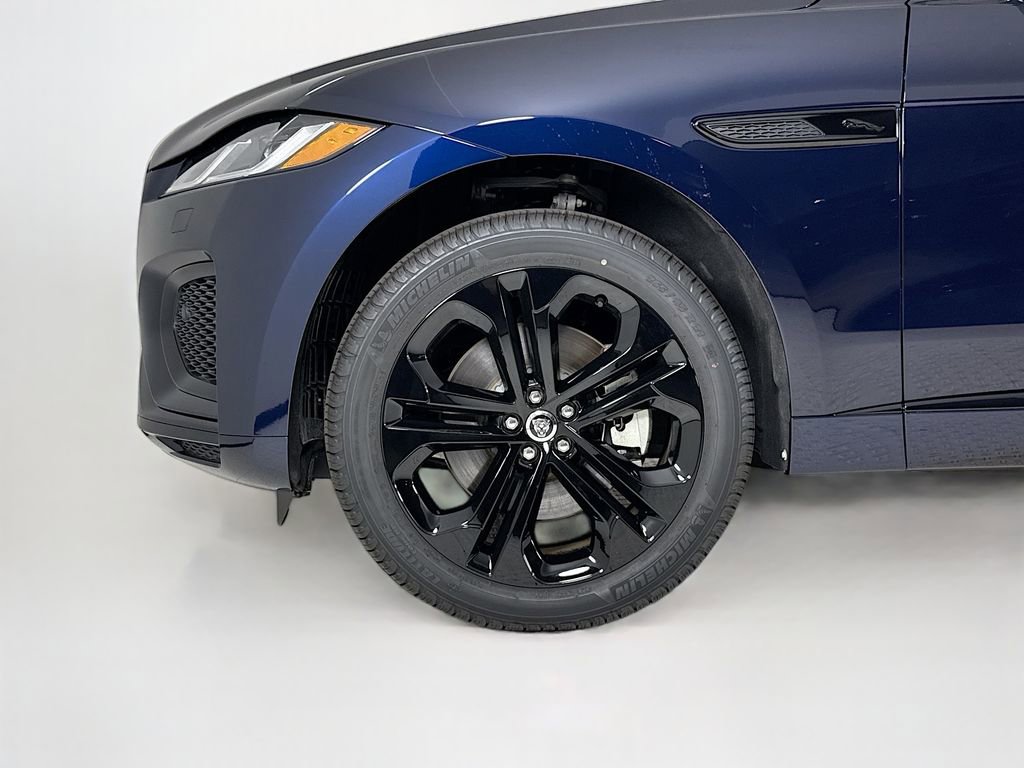Used 2025 Jaguar F-PACE R-Dynamic S image 27