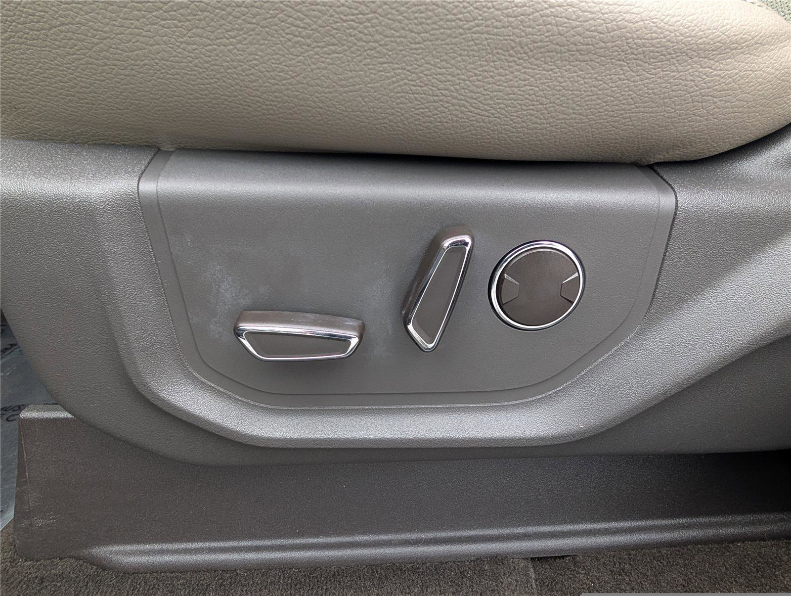 Used 2021 Ford Expedition Limited image 22