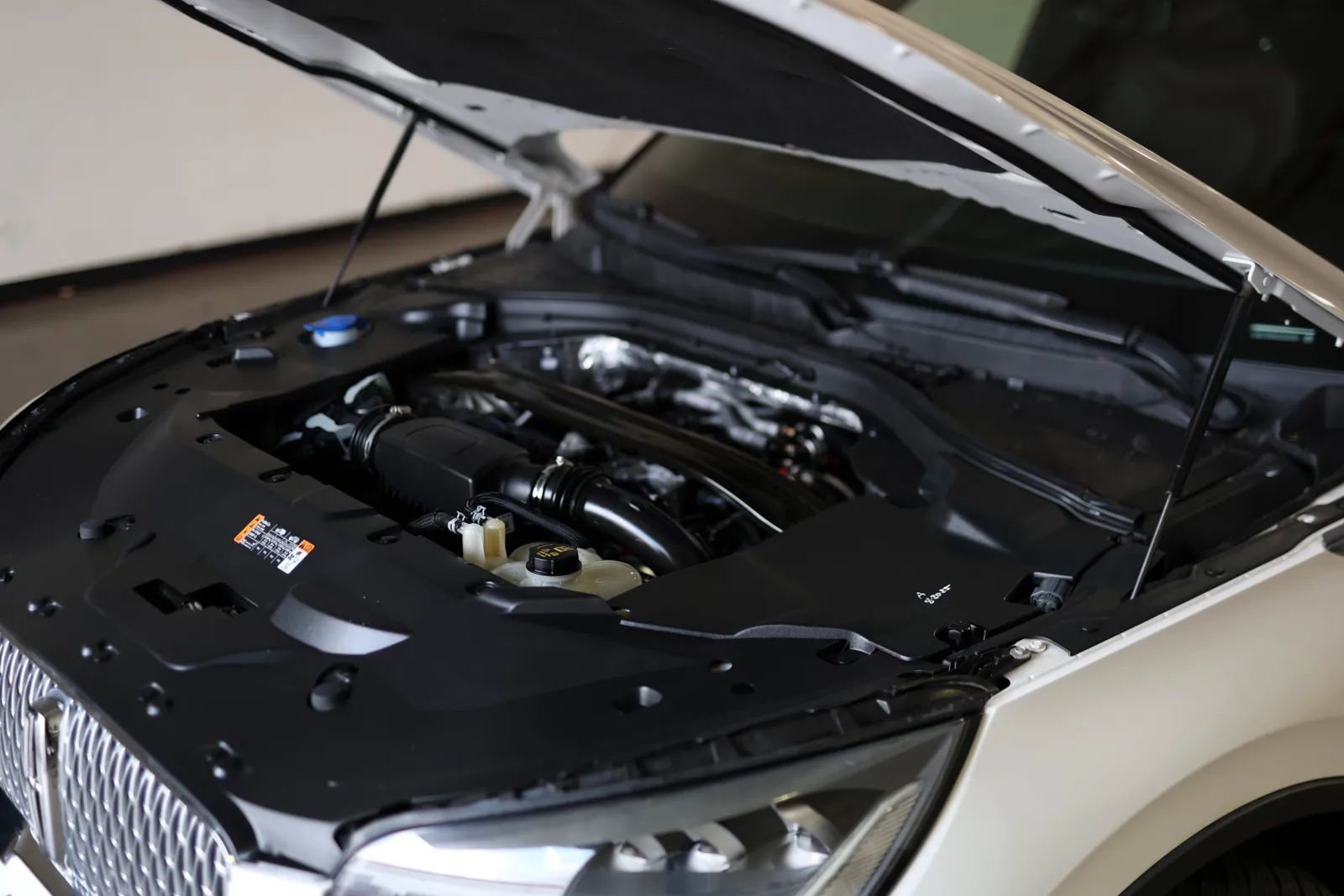 Used 2020 Lincoln Aviator Reserve w/ Equipment Group 201A image 44