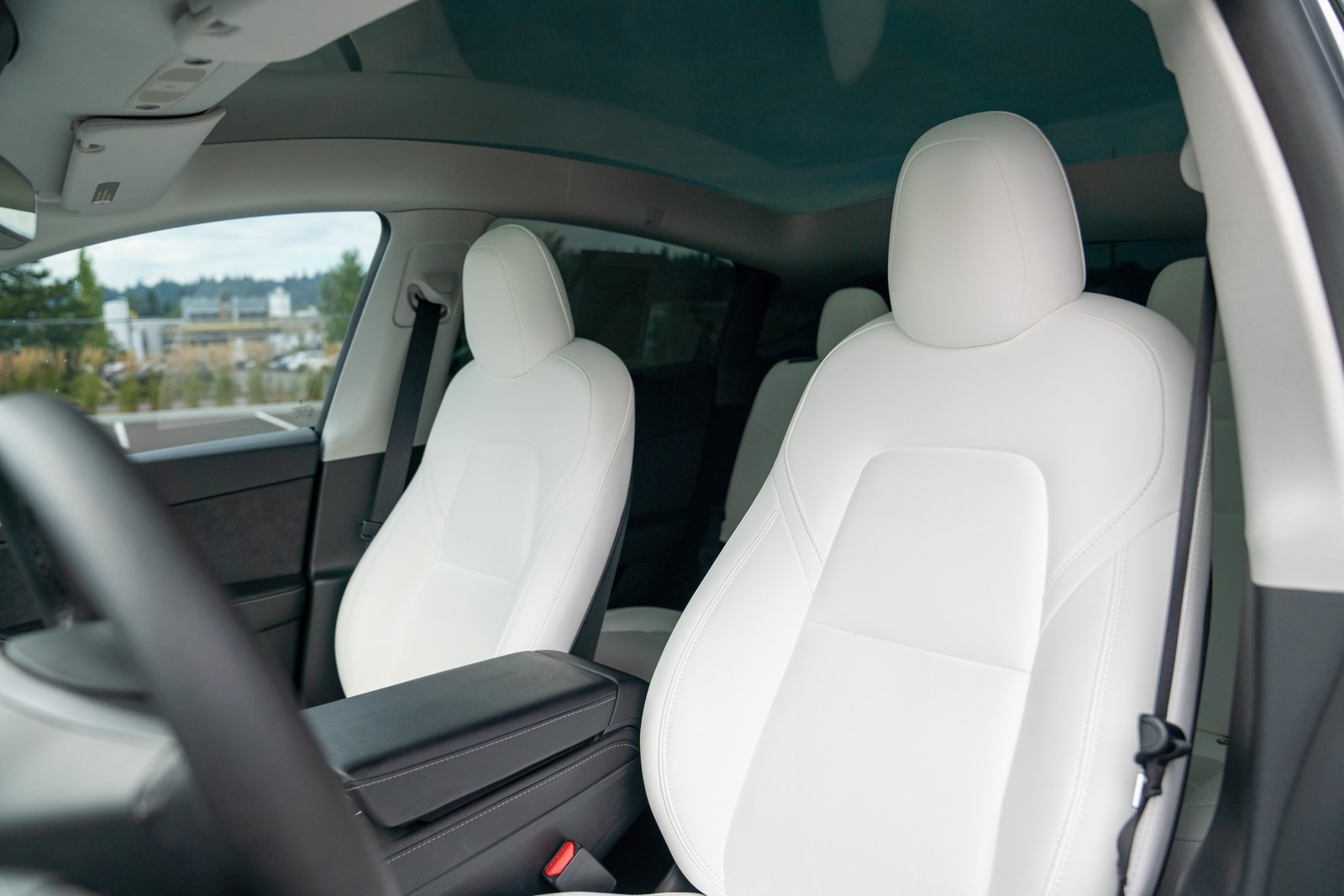 Used 2023 Tesla Model Y Long Range AWD/4WD image 5