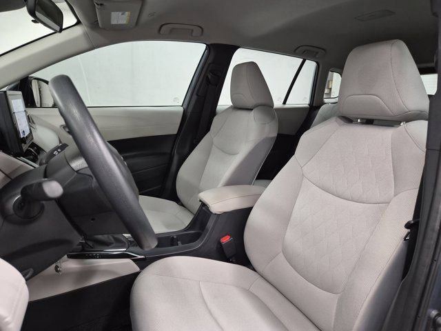 Used 2024 Toyota Corolla Cross L image 20