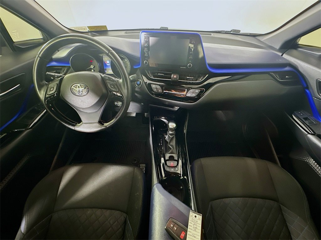 Used 2021 Toyota C-HR XLE image 10