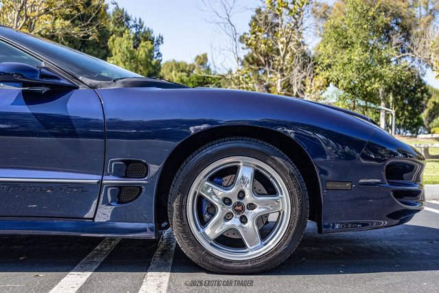 Used 2002 Pontiac Firebird Trans Am RWD image 11