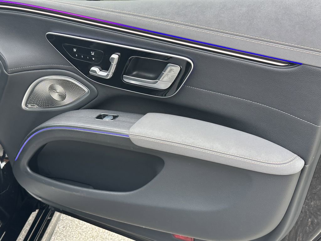 Certified 2023 Mercedes-Benz EQS 580 4MATIC Sedan image 16