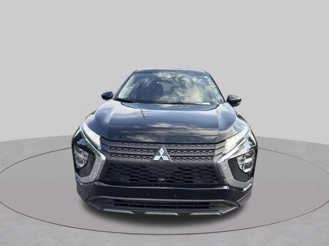Used 2024 Mitsubishi Eclipse Cross LE AWD/4WD image 2
