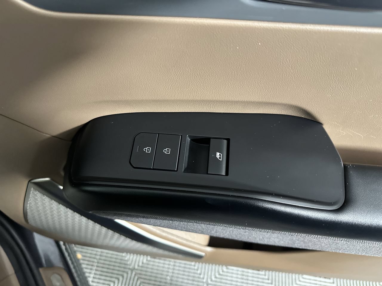 Certified 2024 Kia EV9 Land AWD/4WD image 13