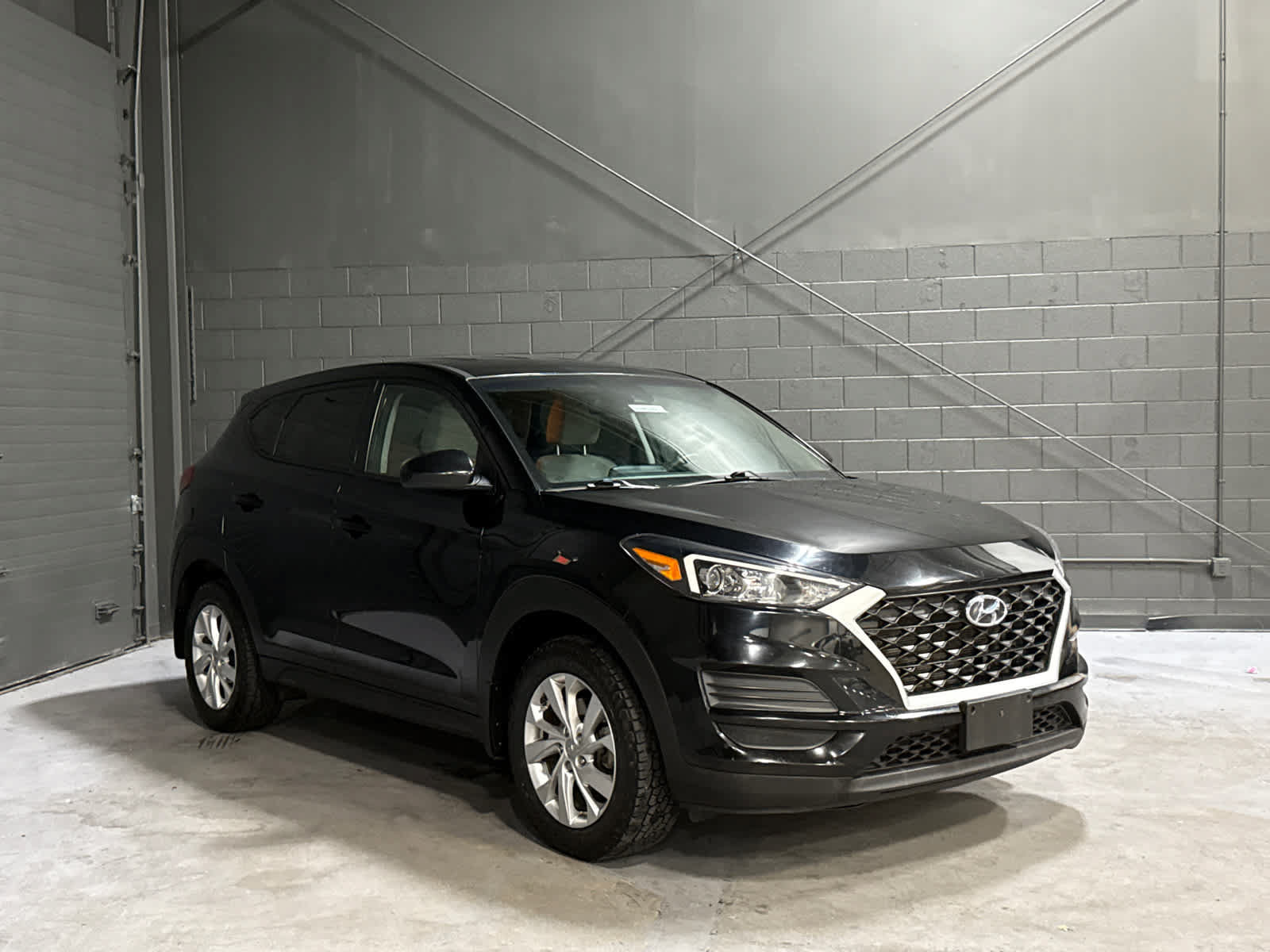 Used 2021 Hyundai Tucson SE AWD/4WD image 1