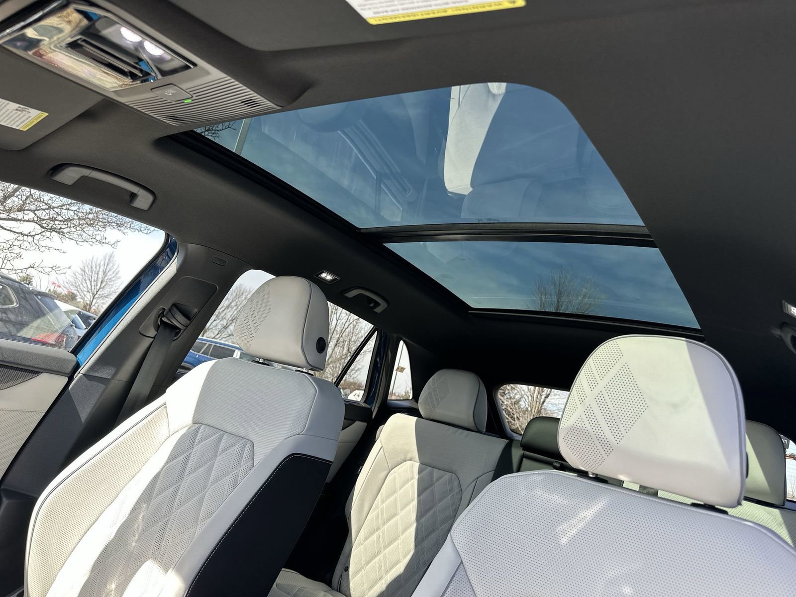 New 2025 Volkswagen Atlas Cross Sport SEL Premium R-Line image 23