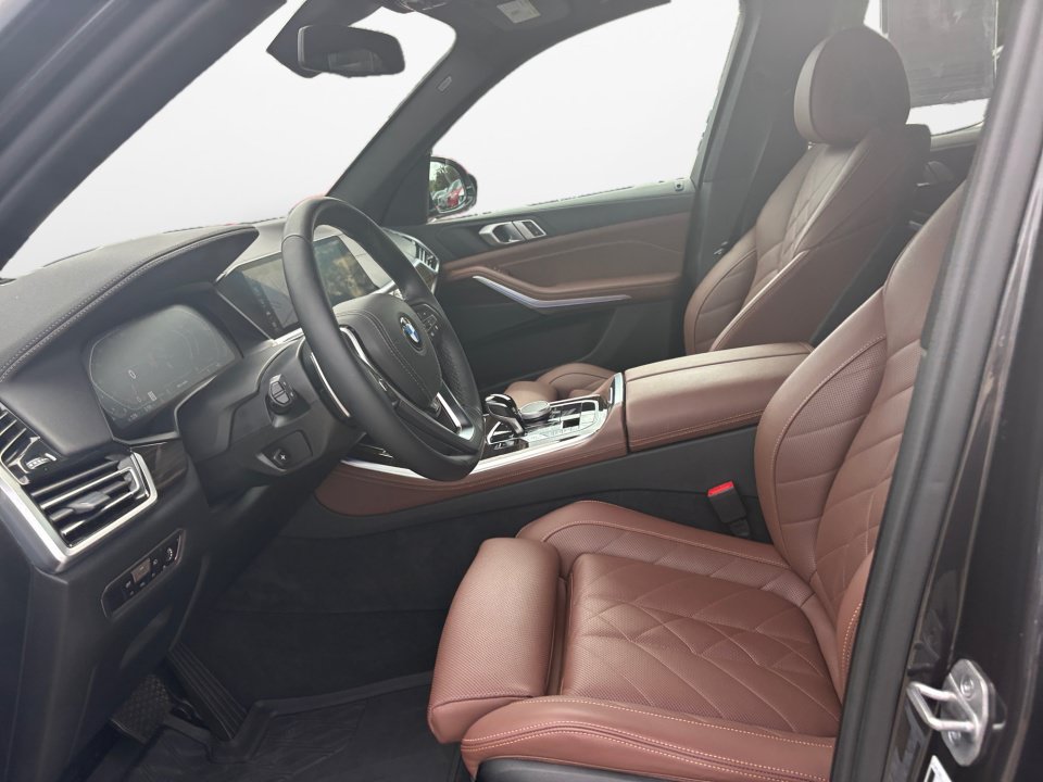 Used 2023 BMW X5 sDrive40i w/ Premium Package RWD image 9