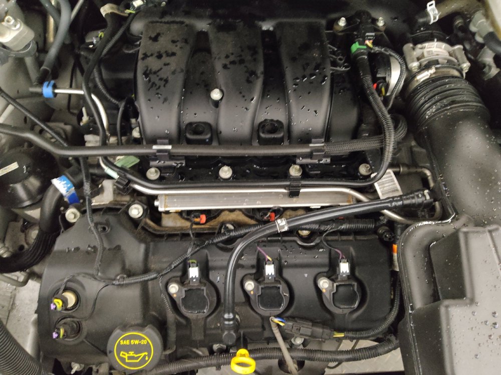 Used 2019 Ford Explorer XLT FWD image 30