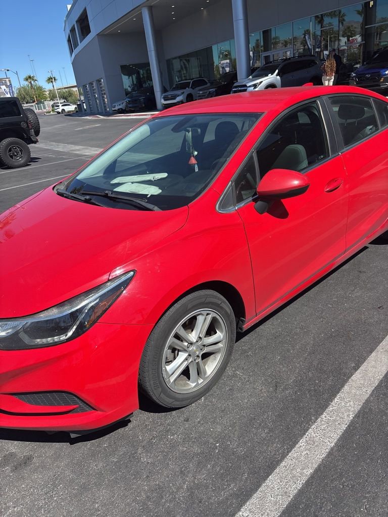 Used 2017 Chevrolet Cruze LT w/ Convenience Package image 12