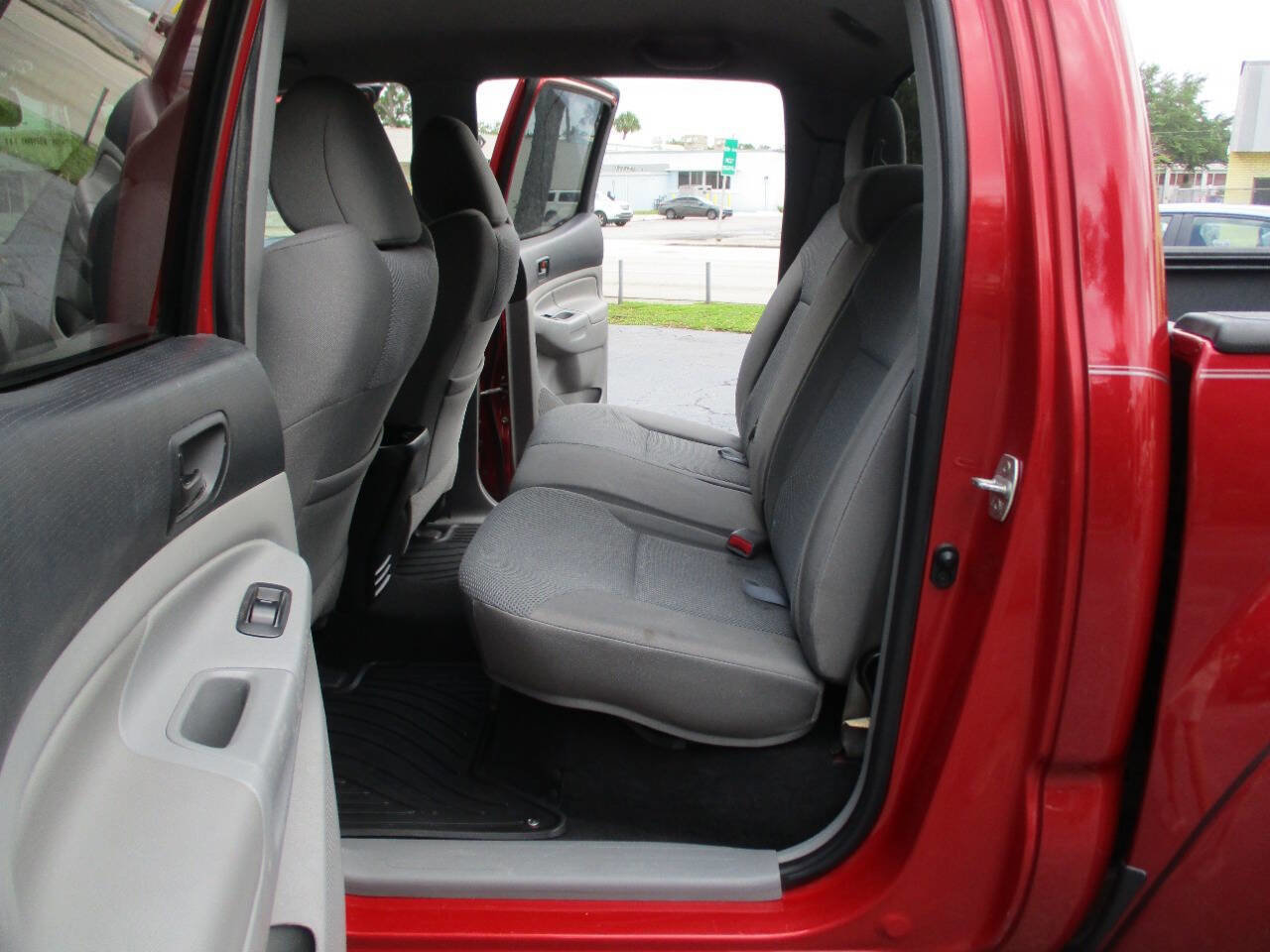 Used 2013 Toyota Tacoma PreRunner w/ TRD Off-Road Pkg RWD image 22