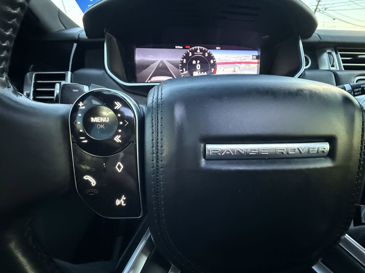 Used 2019 Land Rover Range Rover Long Wheelbase Supercharged image 19