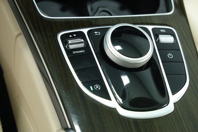 Used 2019 Mercedes-Benz C 300 C 300 image 21