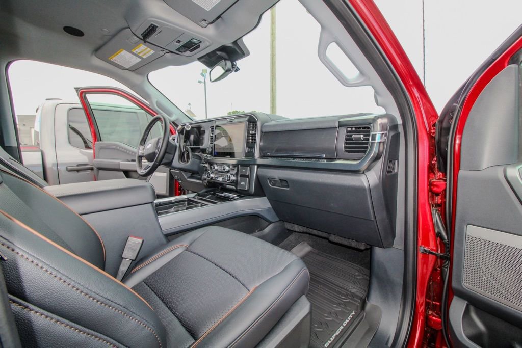New 2025 Ford F250 Lariat w/ Lariat Ultimate Package image 24