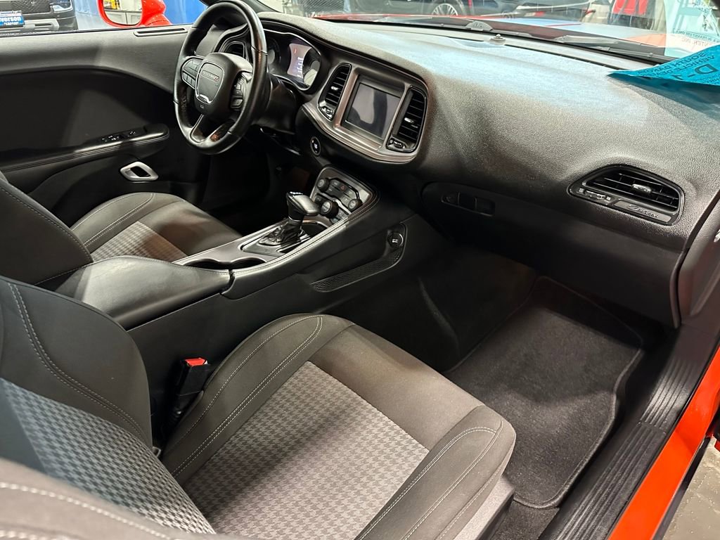 Used 2023 Dodge Challenger SXT w/ Blacktop Package image 32