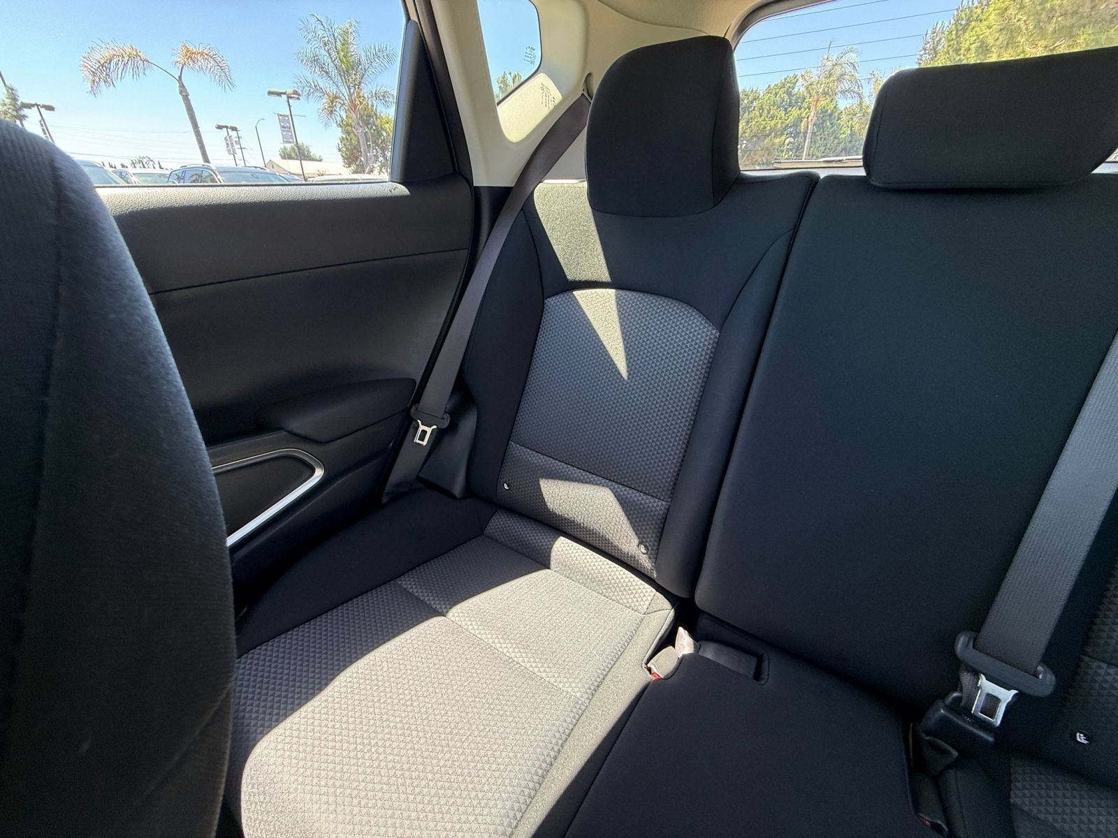 Used 2025 Kia Soul LX w/ LX Technology Package FWD image 35