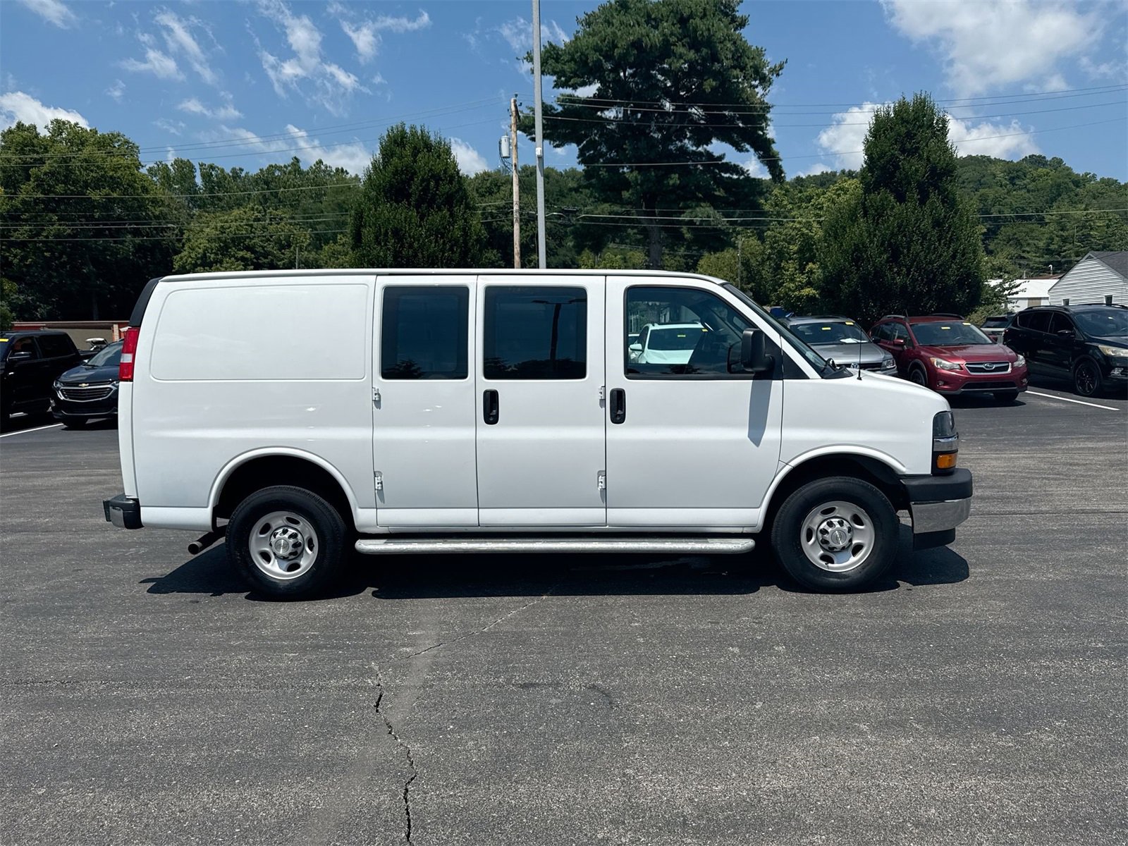 Used 2023 Chevrolet Express 2500 w/ Driver Convenience Package image 9
