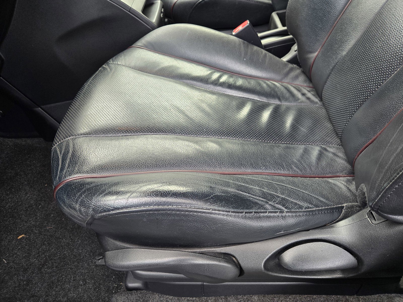 Used 2015 MAZDA MAZDA5 Grand Touring image 17