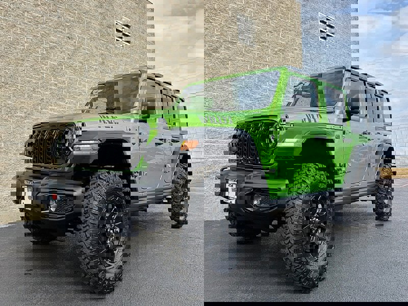 Used 2025 Jeep Wrangler Willys image 4