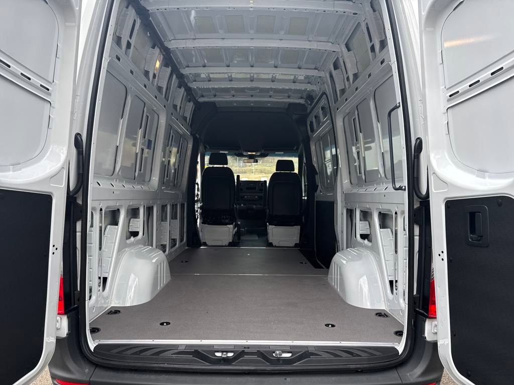 New 2025 Mercedes-Benz Sprinter 2500 image 27
