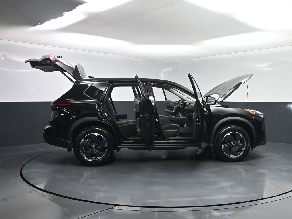 New 2026 Nissan Rogue SV image 31