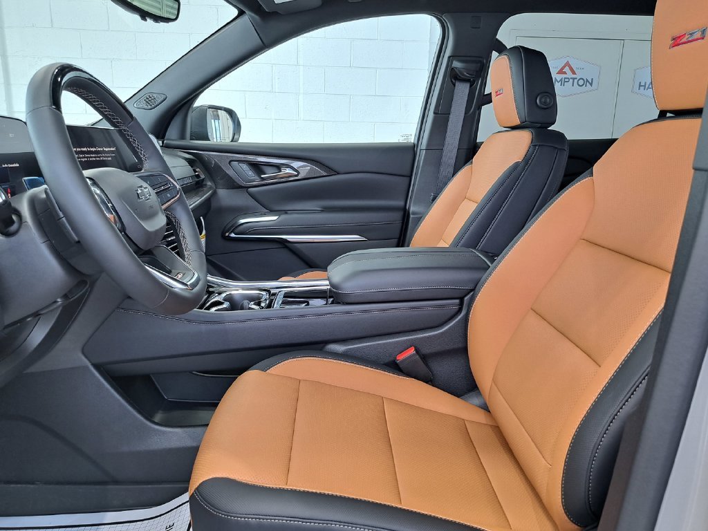 New 2027 Chevrolet Traverse Z71 w/ Enhanced Driving Package AWD/4WD image 12