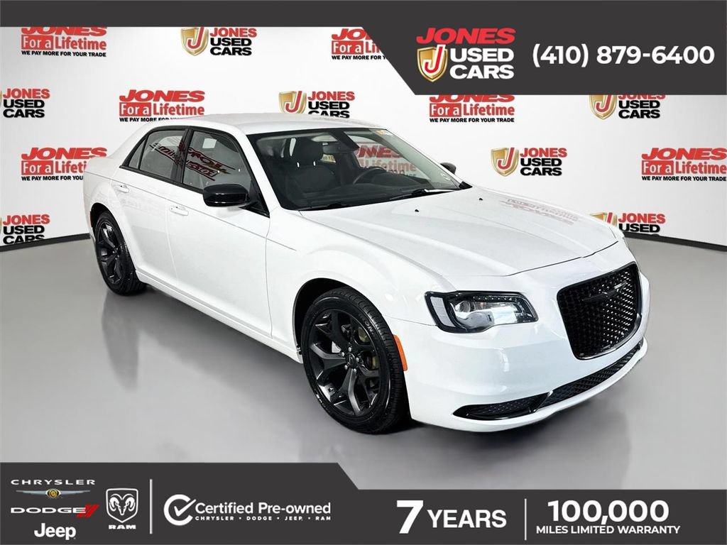Used 2023 Chrysler 300 Touring w/ Sport Appearance Package RWD image 1