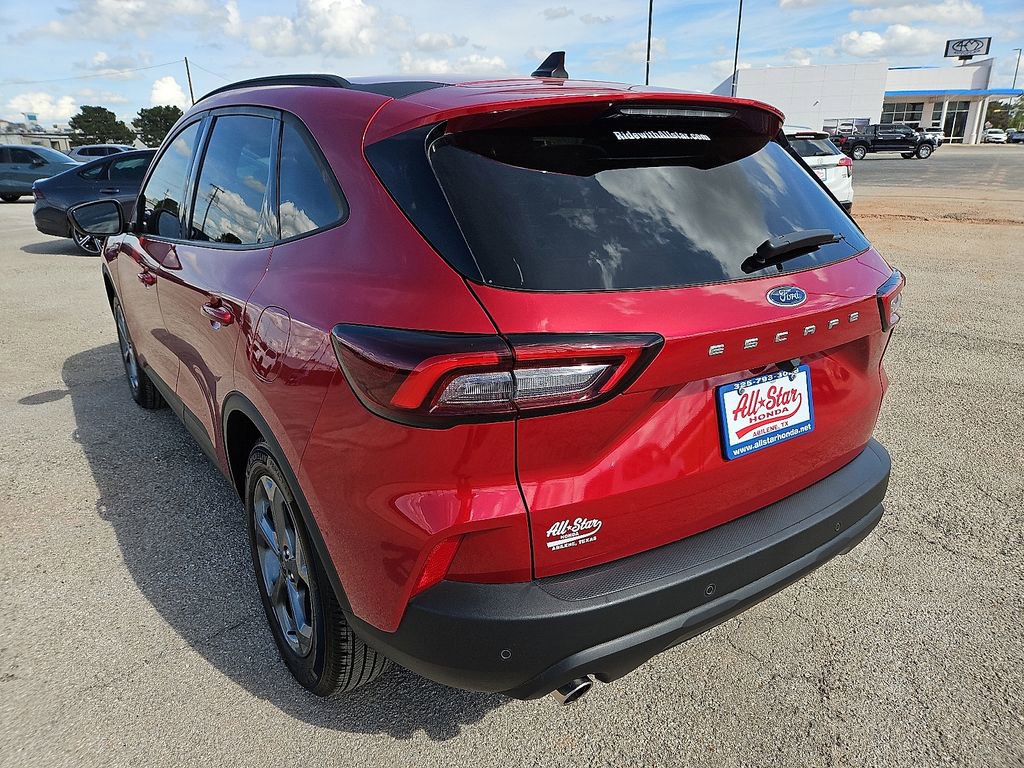 Used 2025 Ford Escape ST-Line w/ Tech Pack #1 image 5