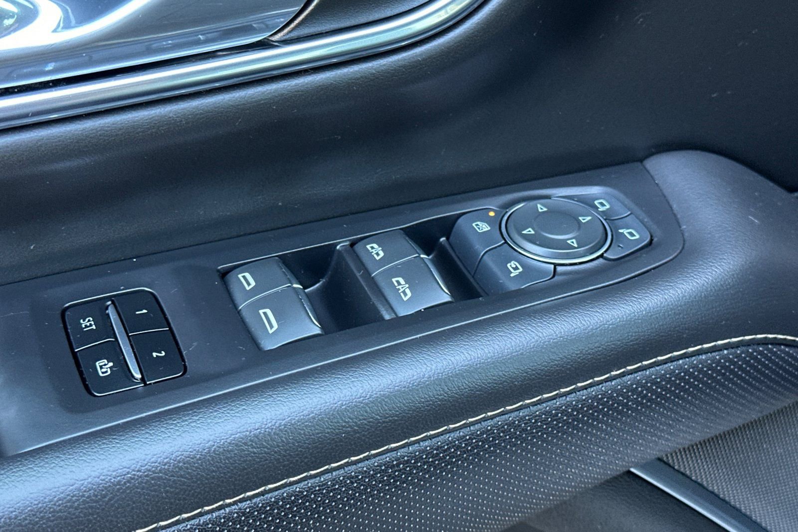 Used 2024 Chevrolet Tahoe Premier image 12