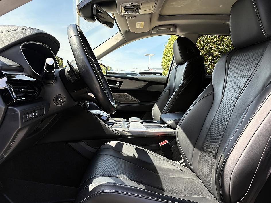 Used 2023 Acura MDX FWD w/ Technology Package image 9