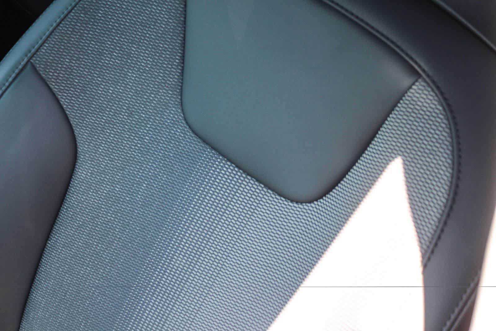 Used 2025 Kia Niro EX FWD image 33